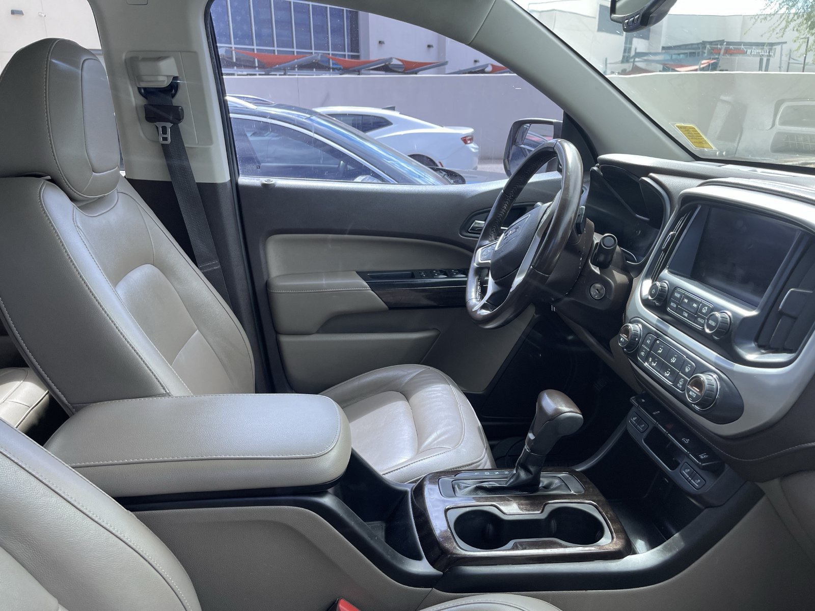 Used 2017 GMC Canyon SLT w/ Driver Alert Package AWD/4WD image 7