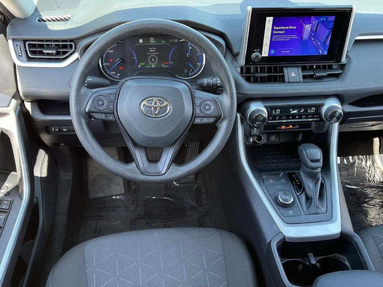 Used 2025 Toyota RAV4 XLE AWD/4WD image 10
