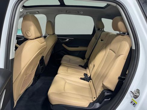 New 2025 Audi Q7 3.0T Premium Plus image 9