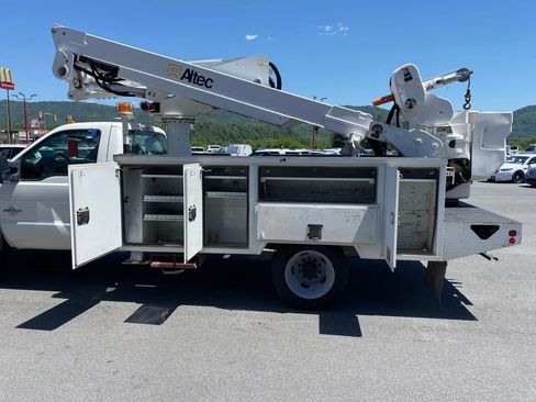 Used 2012 Ford F550 4x4 Regular Cab Super Duty w/ Payload Upgrade Pkg image 20