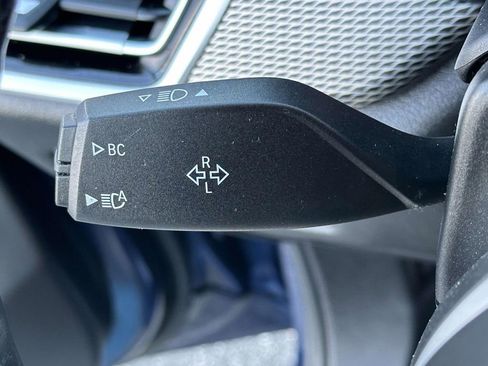 Used 2023 BMW X6 xDrive40i w/ Executive Package image 23