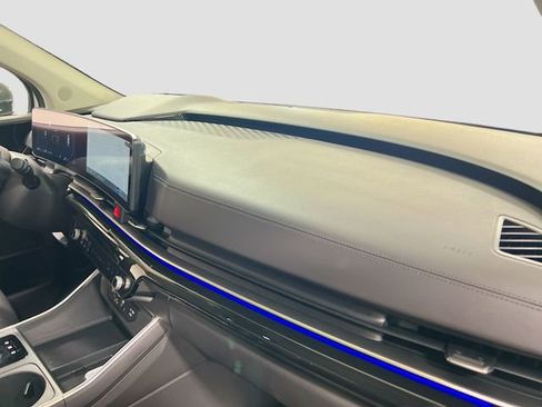 New 2026 Kia Carnival SX Prestige FWD image 32
