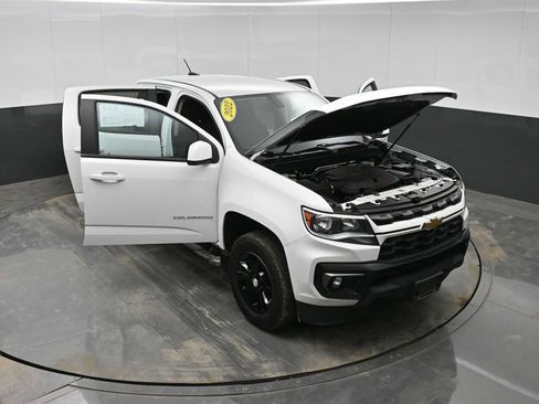 Used 2022 Chevrolet Colorado LT w/ LT Convenience Package image 40