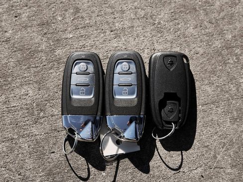 Used 2023 Lamborghini Huracan Tecnica image 64