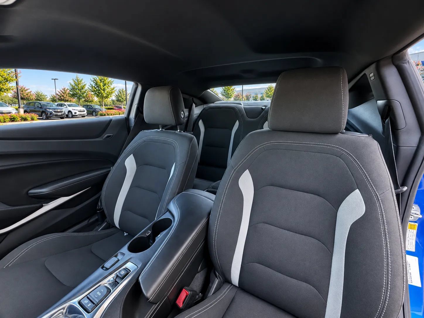 Used 2018 Chevrolet Camaro LT RWD image 20