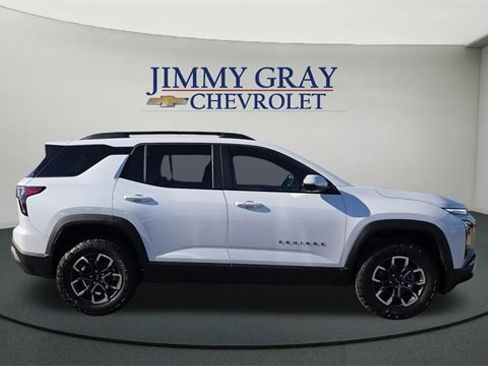 New 2026 Chevrolet Equinox ACTIV w/ Convenience Package III image 2