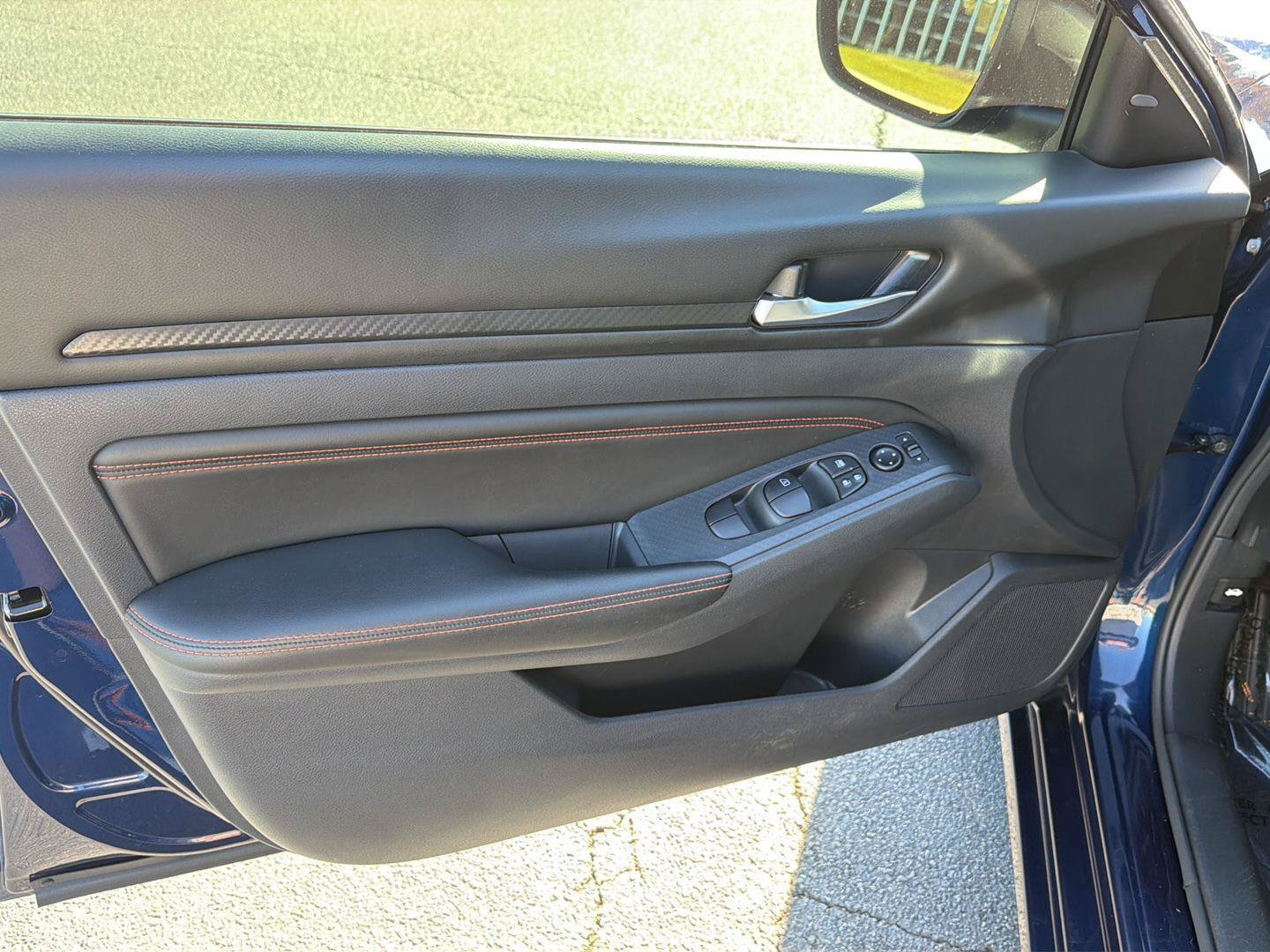 Used 2021 Nissan Altima 2.5 SR FWD image 15