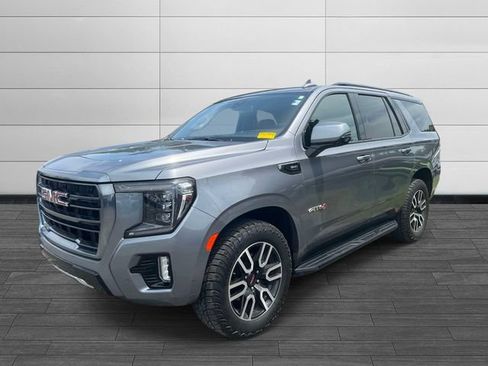 Used 2022 GMC Yukon AT4 w/ Technology Package AWD/4WD image 6