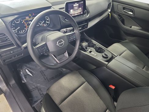 New 2026 Nissan Rogue SV w/ Cold Weather Package AWD/4WD image 16