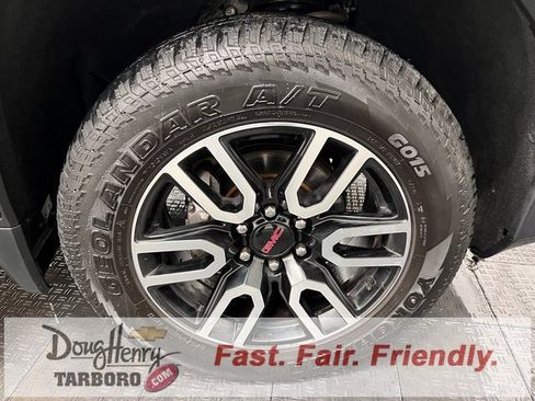 Used 2019 GMC Sierra 1500 AT4 w/ AT4 Premium Package image 19