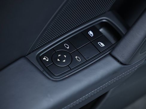 Used 2024 Porsche 911 Carrera T image 22