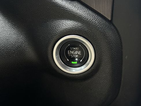 Used 2019 GMC Sierra 1500 AT4 image 17