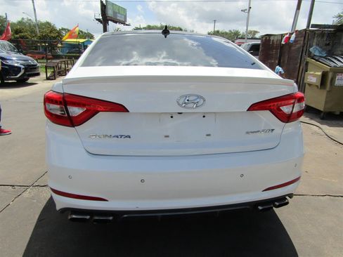 Used 2015 Hyundai Sonata Sport 2.0T w/ Option Group 07 FWD image 3