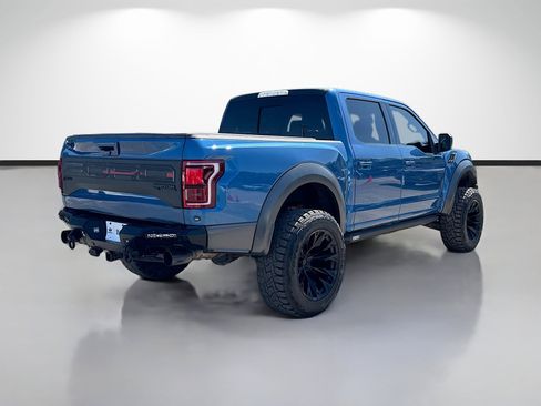 Used 2019 Ford F150 Raptor w/ Equipment Group 802A Luxury AWD/4WD image 3