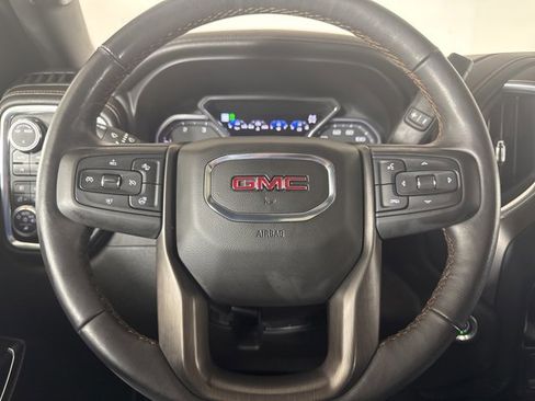 Used 2021 GMC Sierra 2500 AT4 w/ AT4 Premium Plus Package image 19