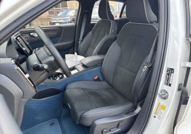 Used 2023 Volvo C40 P8 Recharge Ultimate AWD/4WD image 2