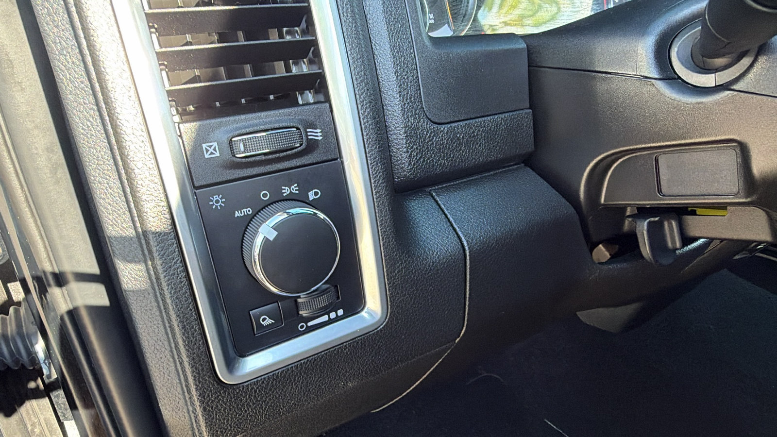 Used 2024 RAM 1500 Warlock w/ Electronics Group AWD/4WD image 24