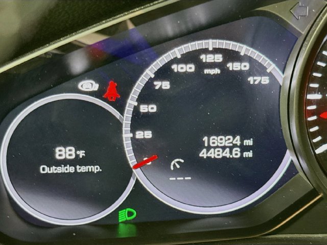 Used 2021 Porsche Cayenne AWD/4WD image 13