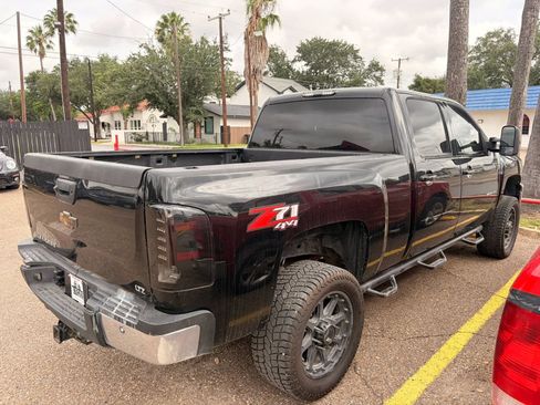 Used 2012 Chevrolet Silverado 2500 LTZ w/ LTZ Plus Package AWD/4WD image 4
