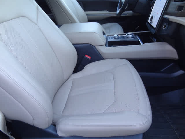 Certified 2023 Ford Expedition Limited AWD/4WD image 20