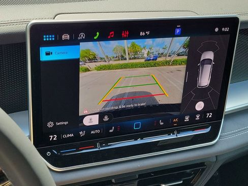 New 2026 Volkswagen Tiguan SE R-Line FWD image 11
