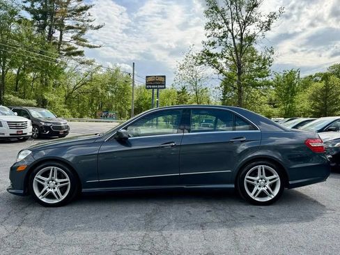 Used 2013 Mercedes-Benz E 350 4MATIC Sedan image 5