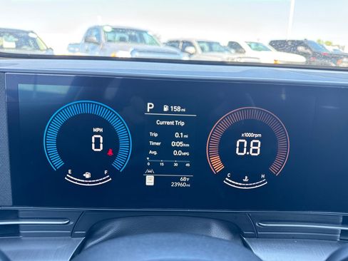 Used 2025 Hyundai Kona SEL FWD image 16