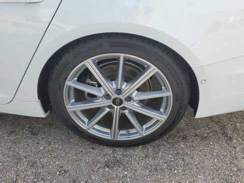 Certified 2025 Audi A6 Premium Plus image 9