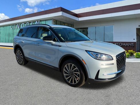 New 2026 Lincoln Corsair Reserve image 2