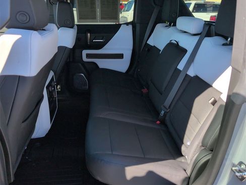 Certified 2024 GMC Hummer EV 2X image 23