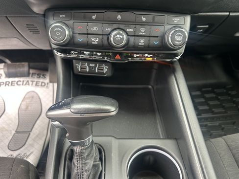 Used 2021 Dodge Durango SXT AWD/4WD image 14