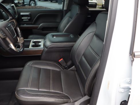 Used 2018 GMC Sierra 1500 Denali AWD/4WD image 19