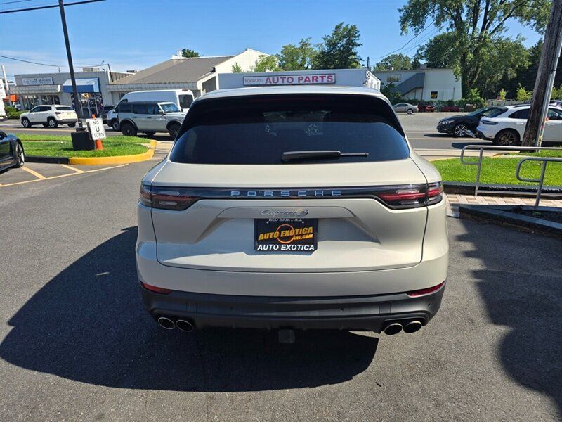 Used 2020 Porsche Cayenne S AWD/4WD image 24