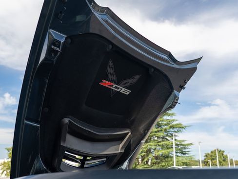 Used 2019 Chevrolet Corvette Z06 image 19