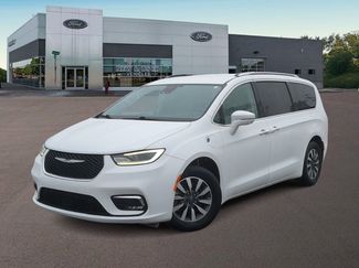 Used 2021 Chrysler Pacifica Touring-L 360° Tour