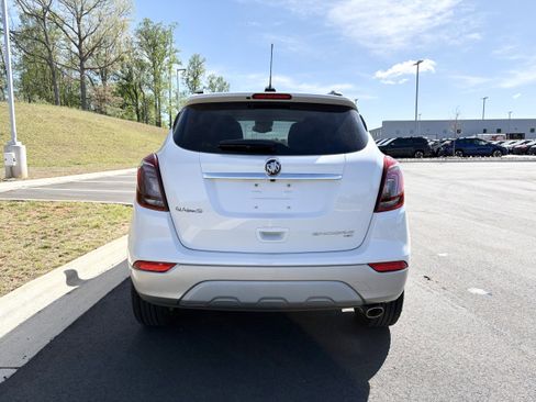 Used 2022 Buick Encore Preferred w/ Safety Package AWD/4WD image 10