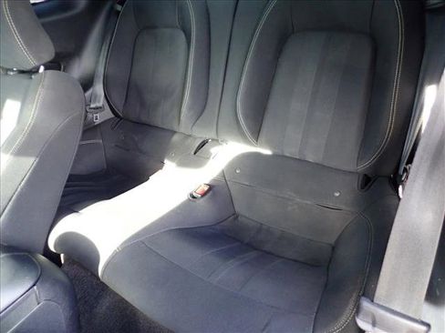 Used 2018 Ford Mustang Coupe RWD image 10