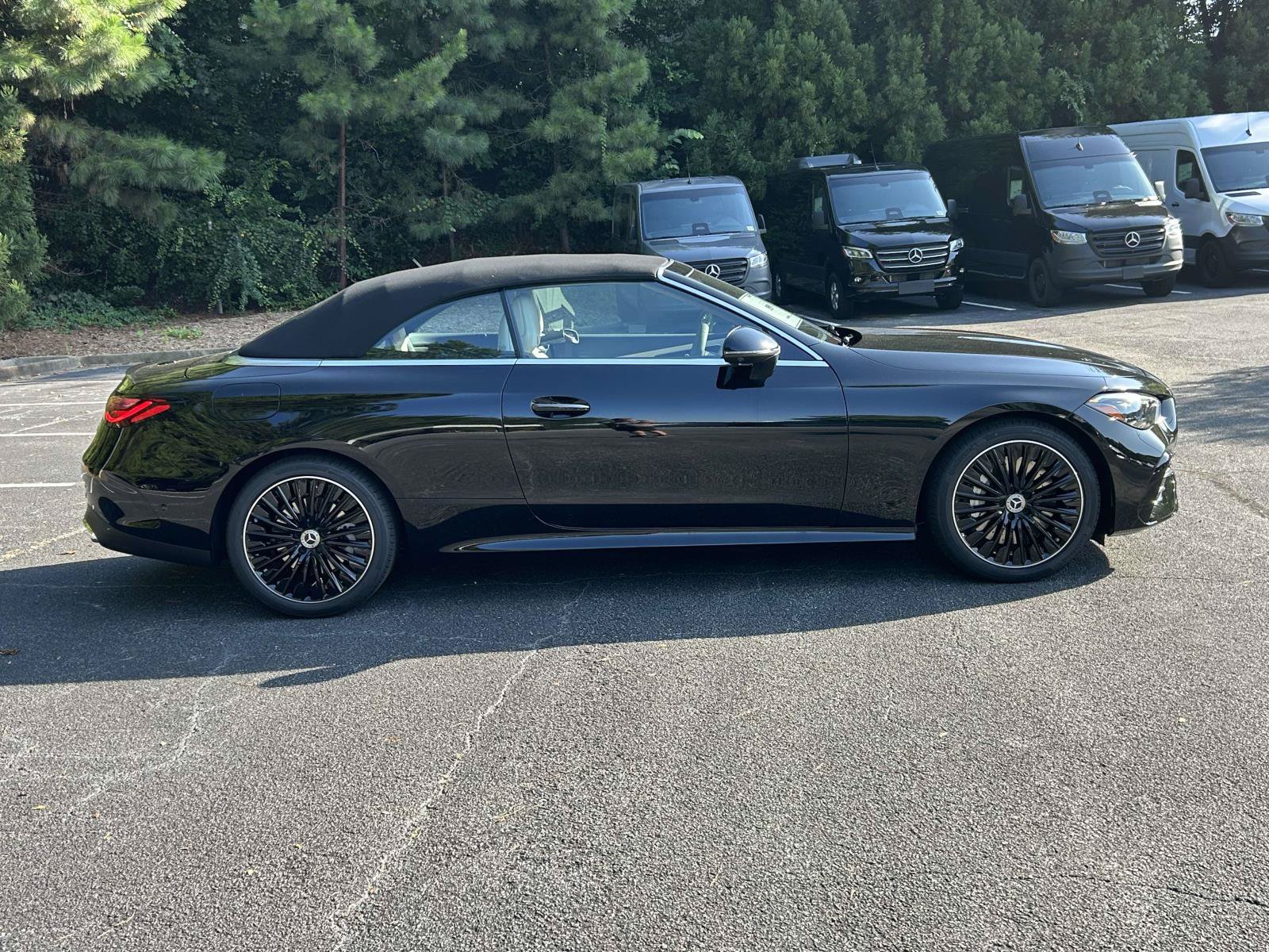 New 2027 Mercedes-Benz CLE 450 4MATIC Cabriolet image 8