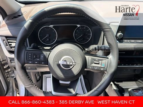 Certified 2023 Nissan Rogue SV w/ SV Premium B Package AWD/4WD image 12