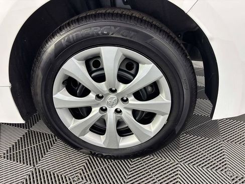 Used 2025 Toyota Corolla LE FWD image 26