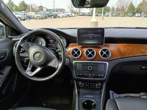 Used 2016 Mercedes-Benz GLA 250 4MATIC image 14