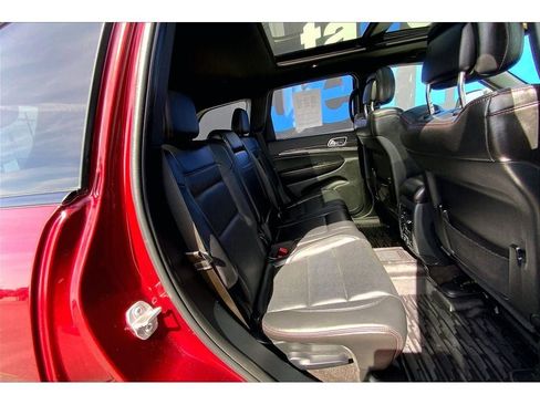Used 2018 Jeep Grand Cherokee Trailhawk w/ Trailhawk Luxury Group AWD/4WD image 29