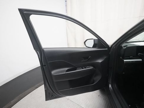 Used 2025 Hyundai Kona SEL AWD/4WD image 27
