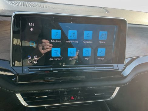 New 2026 Volkswagen Atlas SE AWD/4WD image 17