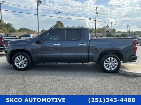 Used 2021 Chevrolet Silverado 1500 Custom RWD image 2