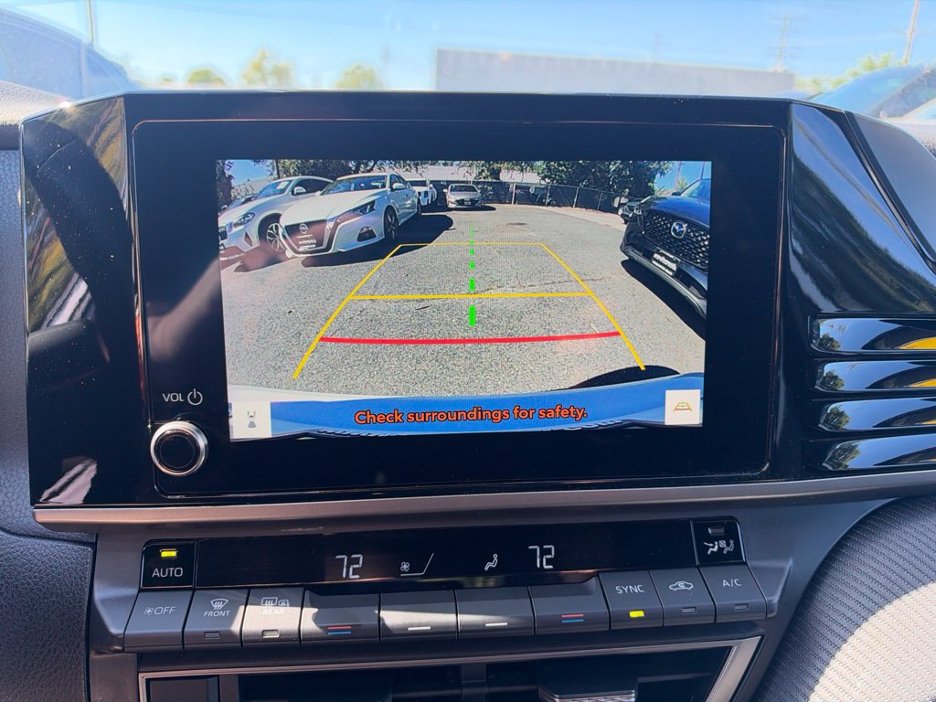 Used 2025 Toyota Camry SE FWD image 54