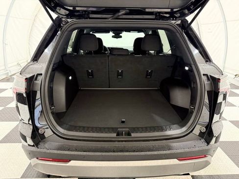 New 2026 Chevrolet Equinox LT image 3