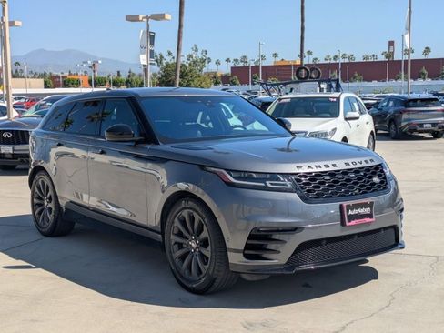 Used 2018 Land Rover Range Rover Velar R-Dynamic SE AWD/4WD image 3