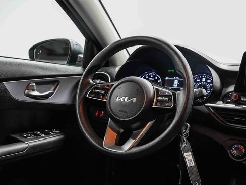 Used 2023 Kia Forte LXS w/ LXS Technology Package FWD image 15