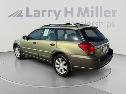 Used 2006 Subaru Outback 2.5i AWD/4WD image 3